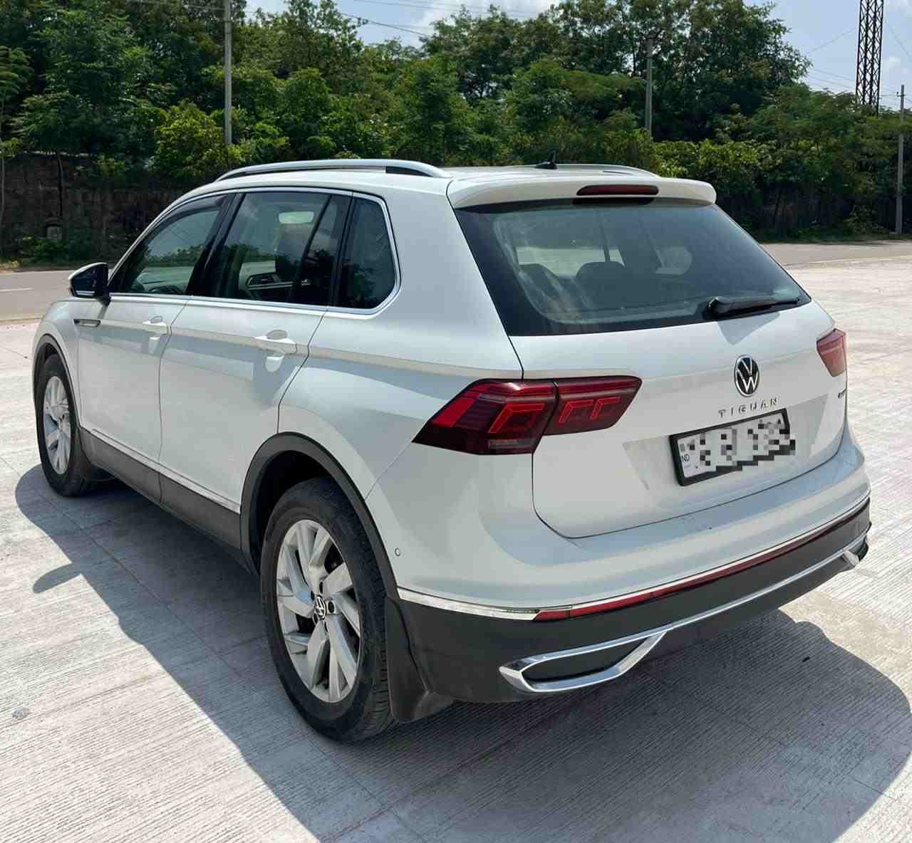 Volkswagen Tiguan Elegance 4Motion - Image 2